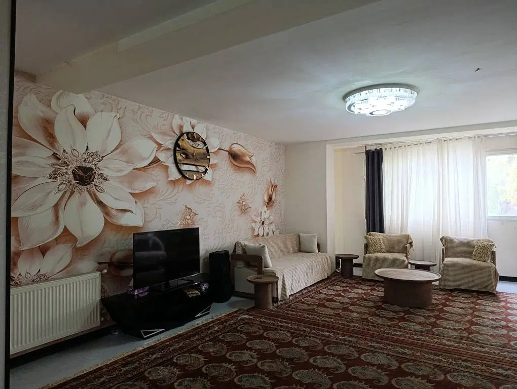 آپارتمان ۲ خواب ۱۳۰ متری در۳۰ میرزای شیرازی