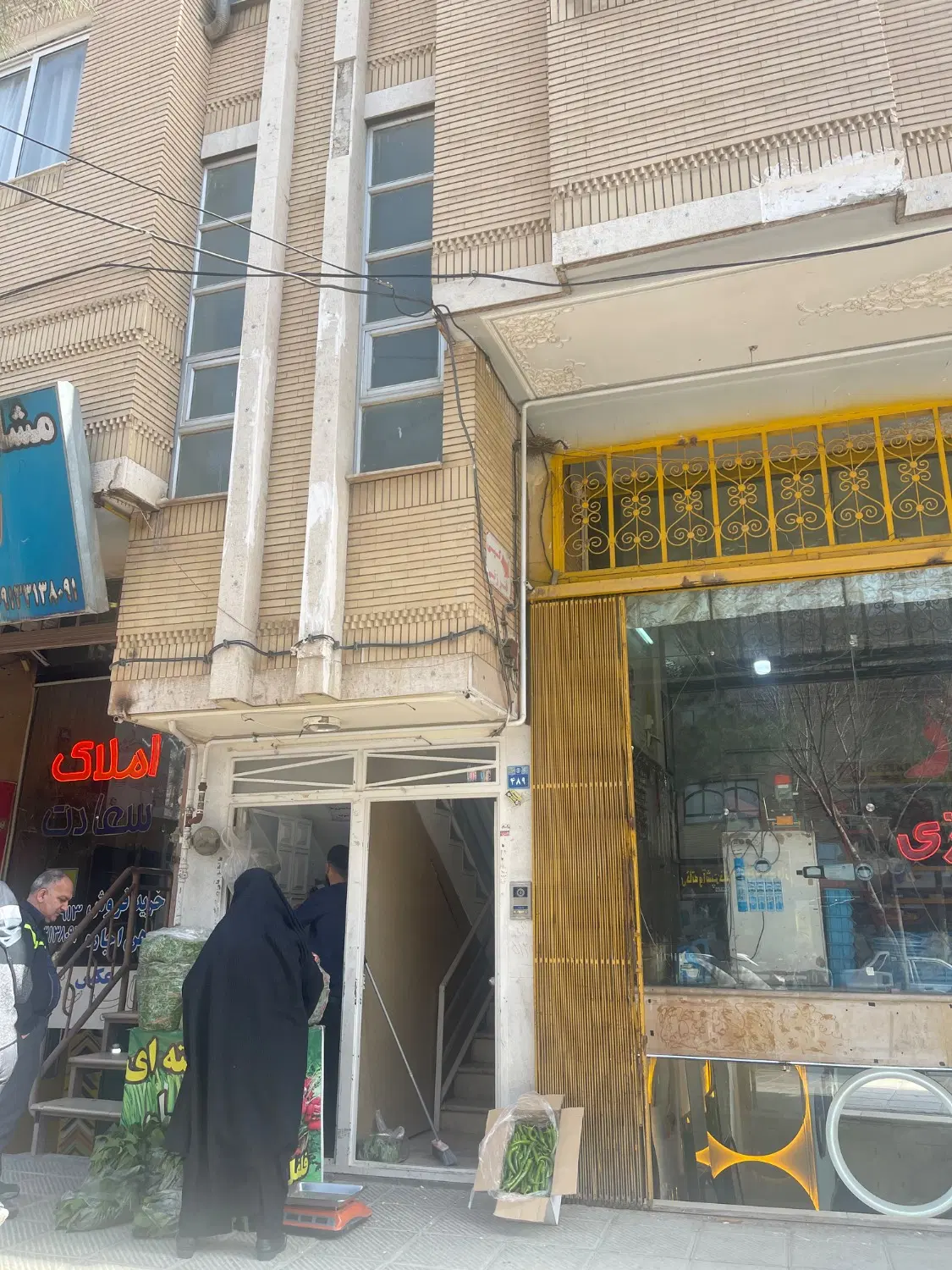 آپارتمان 75 متری مطهری ملک شهر با موقعیت اداری