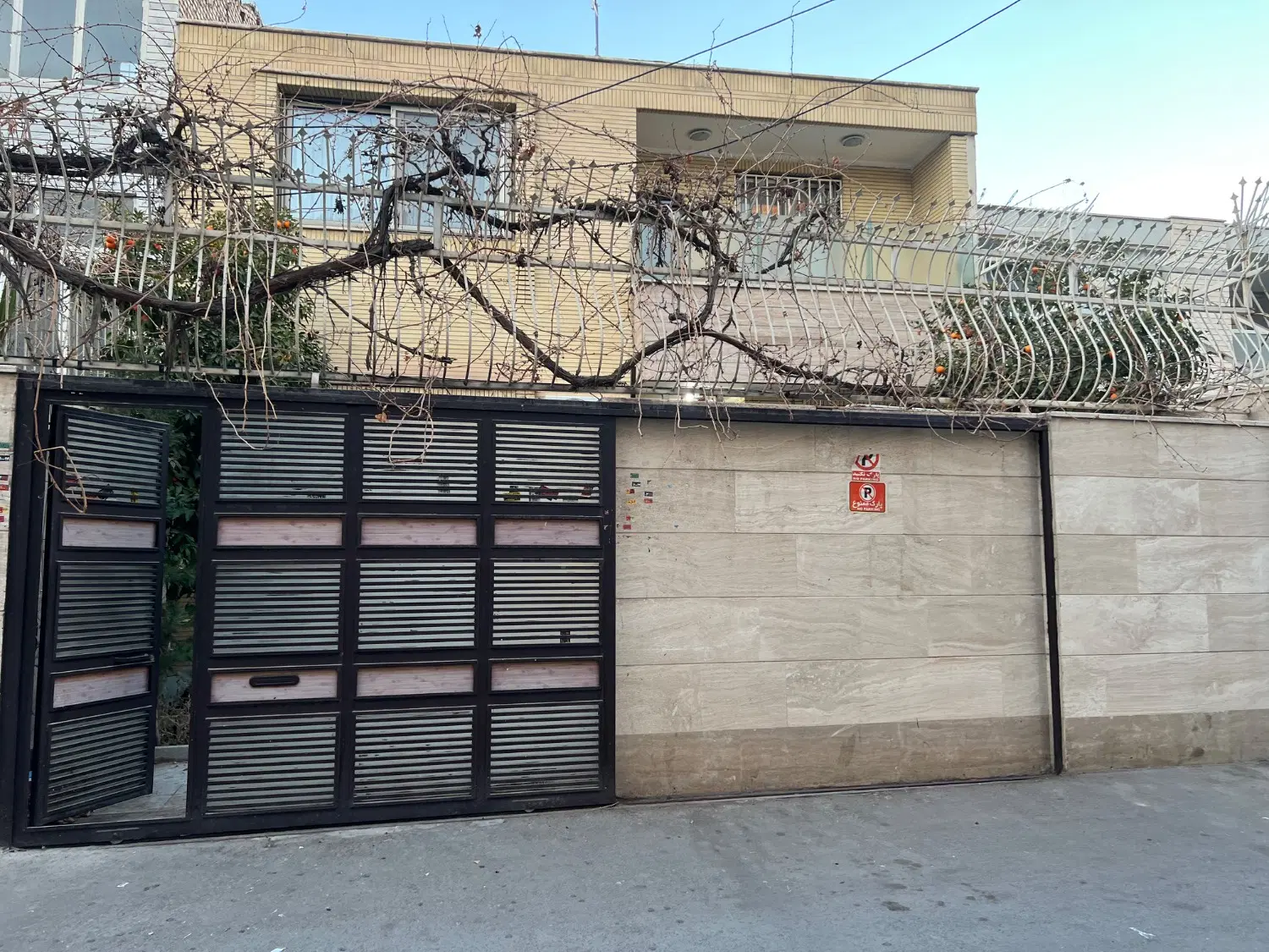 ویلایی دوبلکس، متراژ130، دربست، حیاط دار