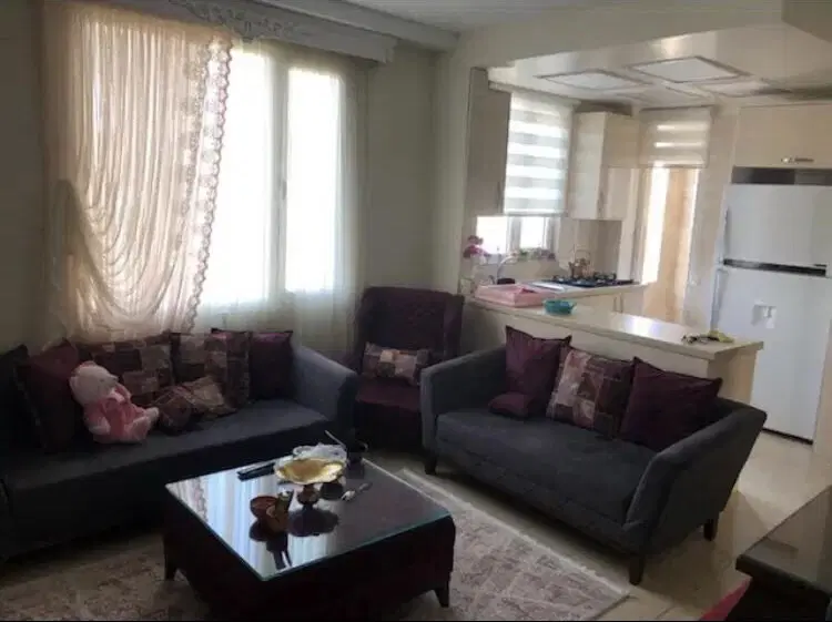 50 متر _ فول امکانات _ 2 پارکینگ