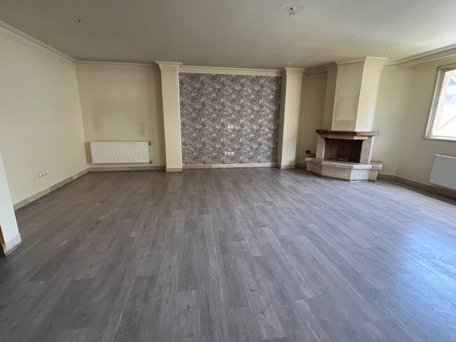 اجاره آپارتمان تاپ لوکیشین نظر شرقی