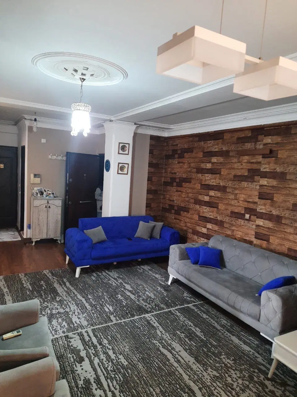 اجاره ۱۰۰متری گلزاران اصلی