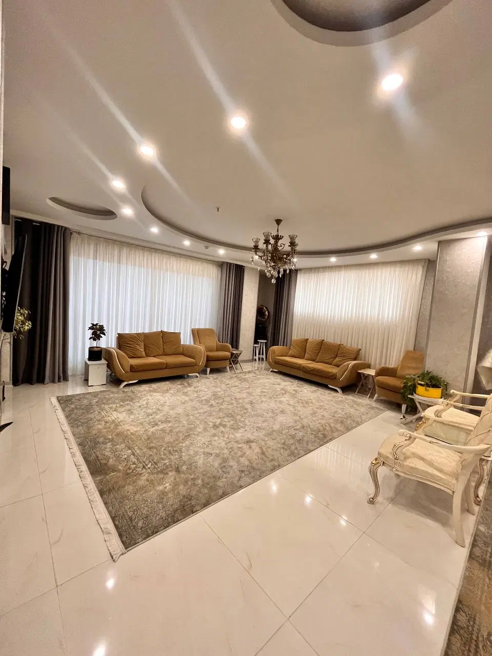 آپارتمان ۱۶۵ متری محدوده‌ طاهرزاده