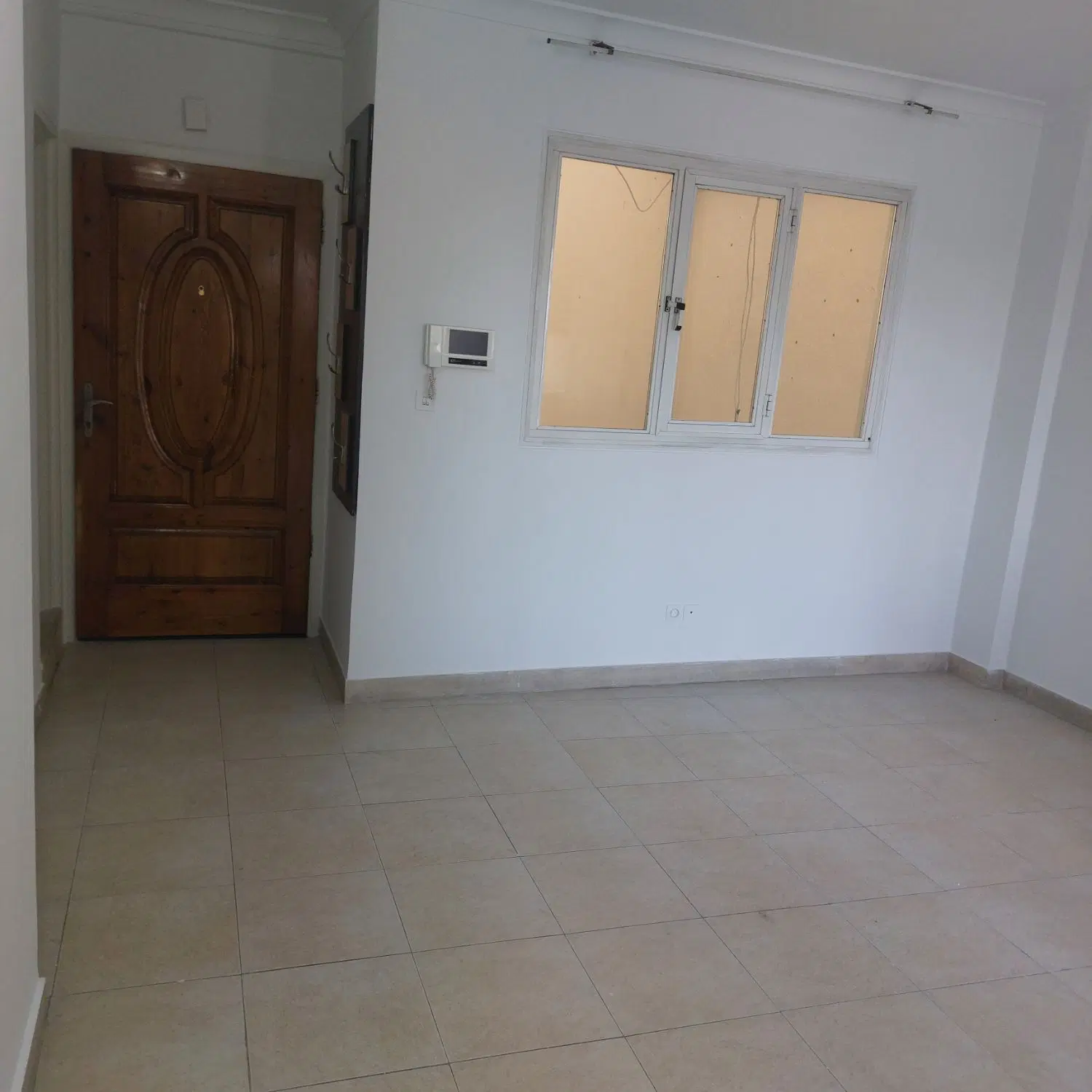 واحد ۵۳ متر پارکینگ آسانسور انباری بالکن