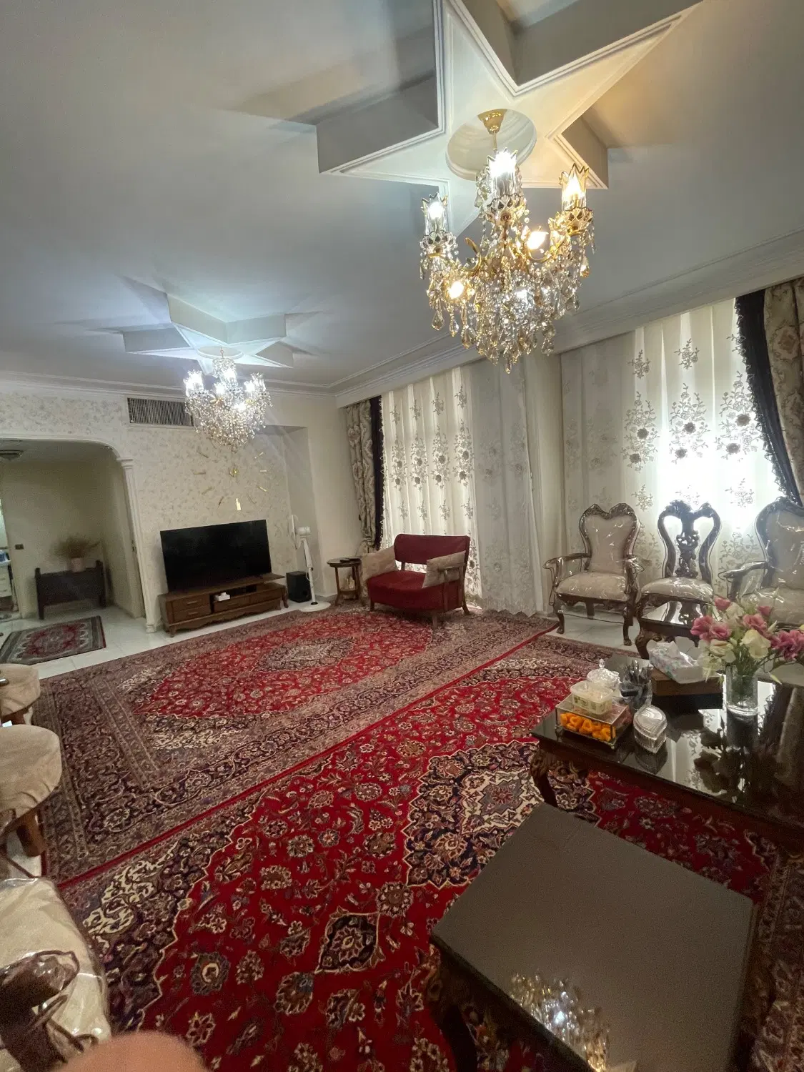 ۹۳متری پارکینگ دار فول بازسازی