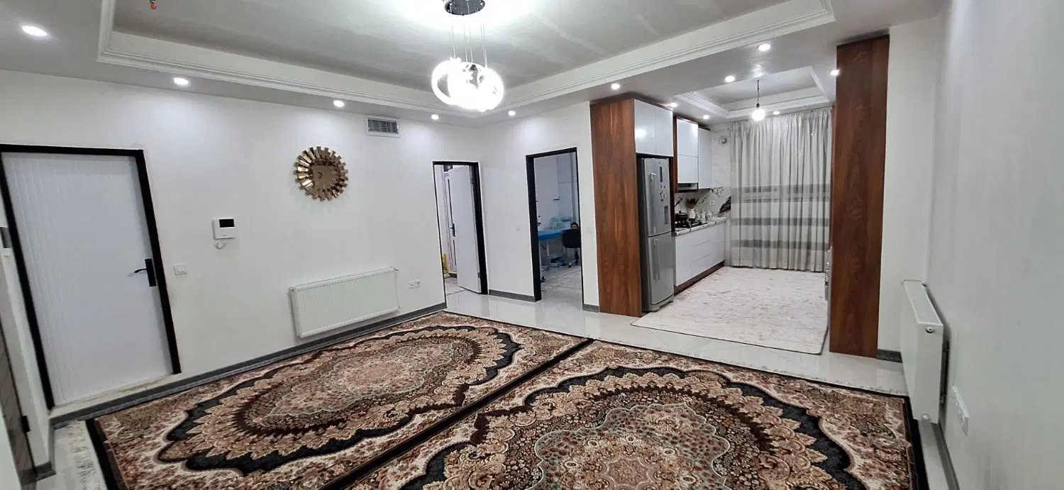 آپارتمان ۷۴متری ۲خوابه نوساز فلکه سوم