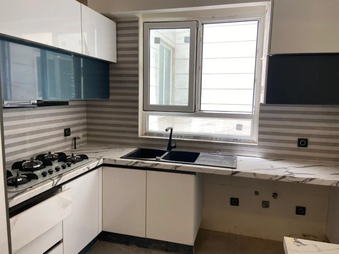 فروش 117 متری فول_ مجلل در کوثر تاپ لوکیشن ستارخان