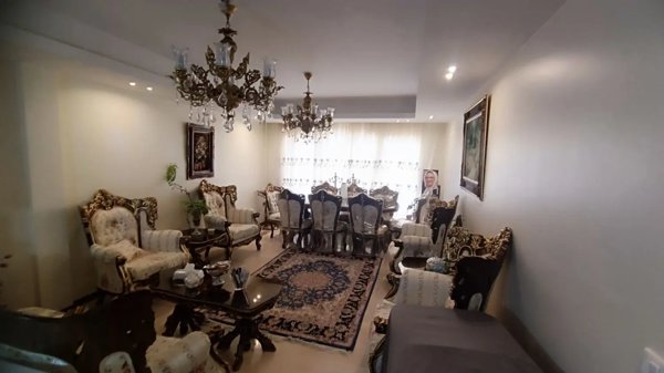 فروش آپارتمان 97 متری شهرک لاله