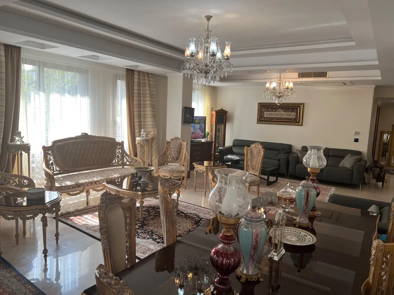 ۲۱۰متر_ویوسردرختی _طبقات بالا _تاپ لوکیشن سنبل