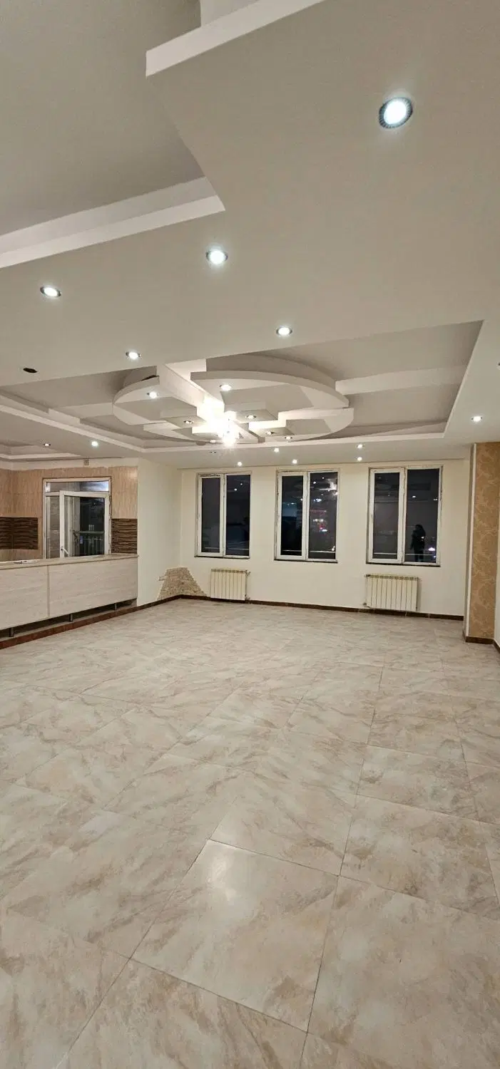 اجاره واحد ۱۱۹ متری*تاپ لوکیشن*فول امکانات