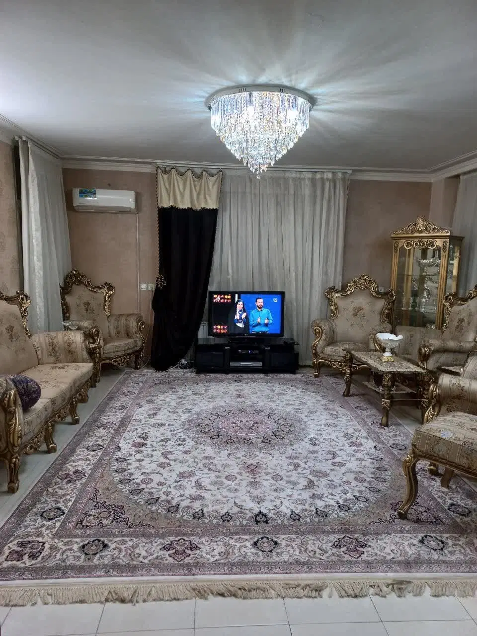 ۱۰۰ متر _ بر پارک _ امکانات کامل