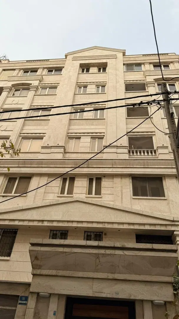 93متر _تراورتن_20متر حیاط خلوت_سازمان مرکز