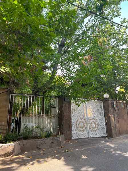 قیطریه جنوبی، خیابان منظریه، ۷۵ متر آپارتمان