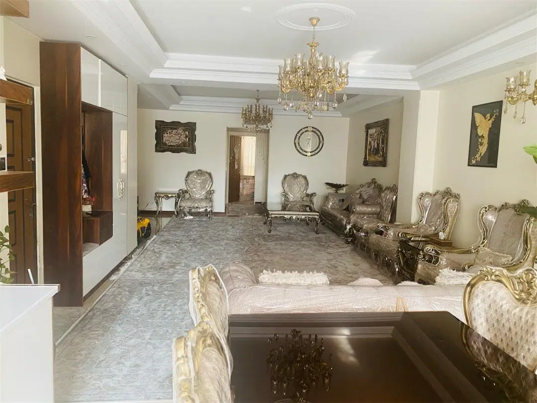 85 متر دو خوابه 10 ساله اردیبهشت روبه آفتاب