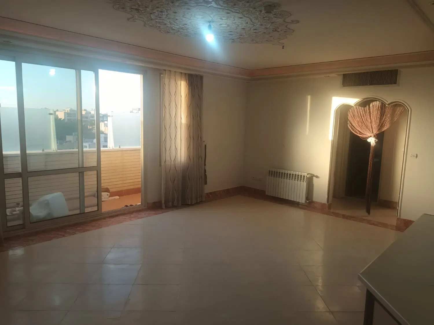 خوش لوکیشن بر مادی ابوریحان