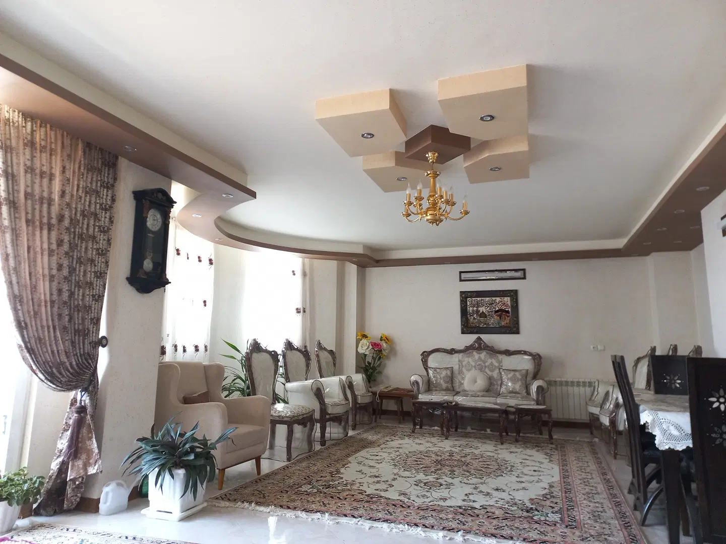 فروش آپارتمان رباط اول تک واحدی