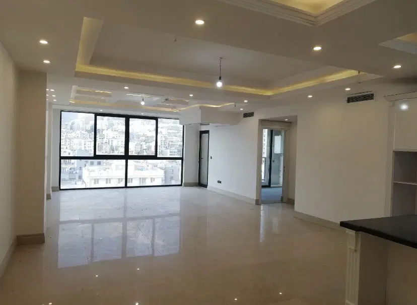 ۱۳۵متر_۳خواب_ویو ابدی_تاپ لوکیشن_فول امکانات