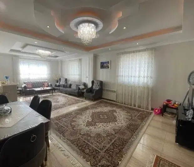 اجاره ۱۰۰ متری _ تاپ لوکیشن _ پارکنیگ اختصاصی