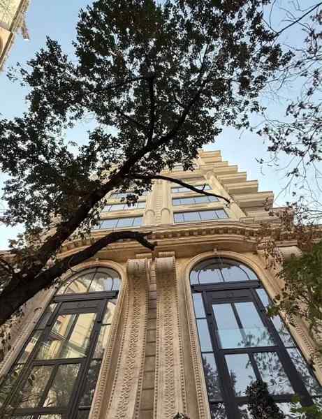 ۲۵۰ متر برج باغ نوساز تک واحدی فرمانیه نیاوران