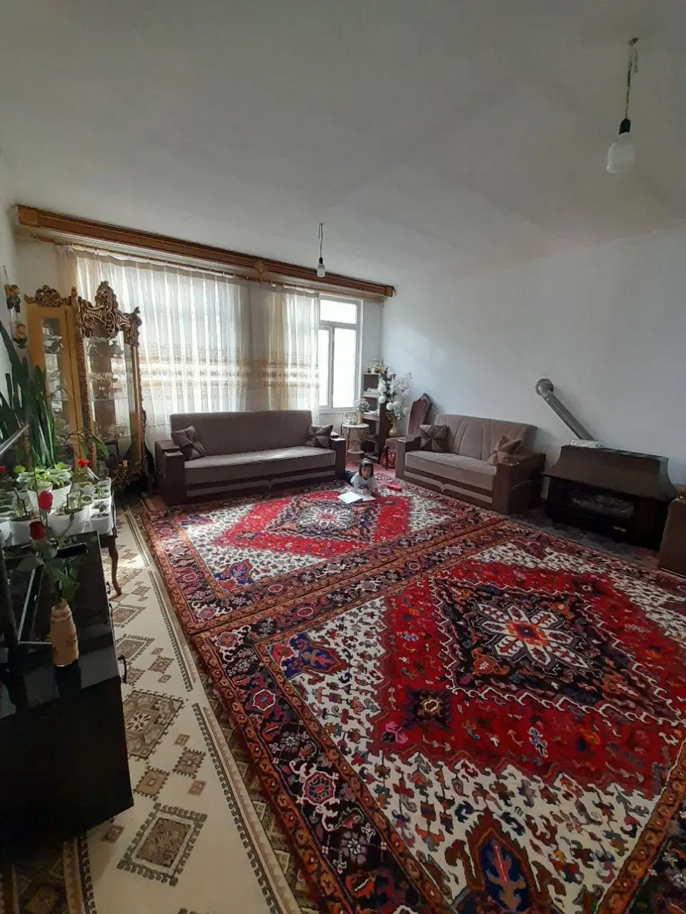 رهن کامل آپارتمان دو خواب در ایل گلی