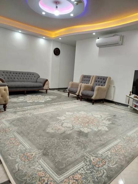 ۸۲ متر فول امکانات رودبارتان با پارکینگ سندی