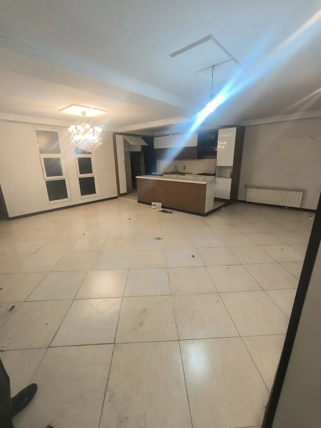 ۱۰۷ متر__دو خواب__لوکیشن رضایی دهقان