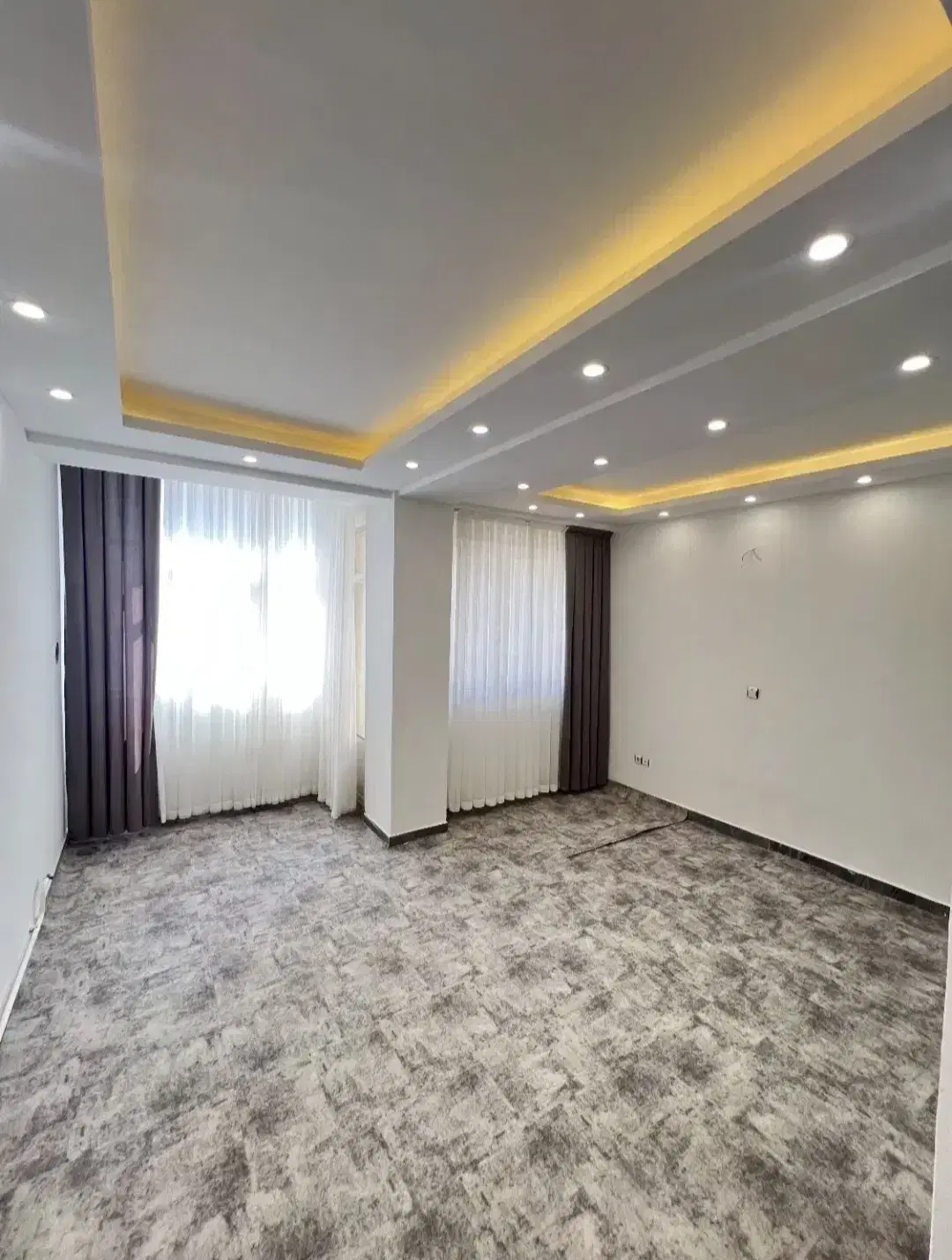 آپارتمان 59 متر در اندیشه لاچین(املاک آتا)