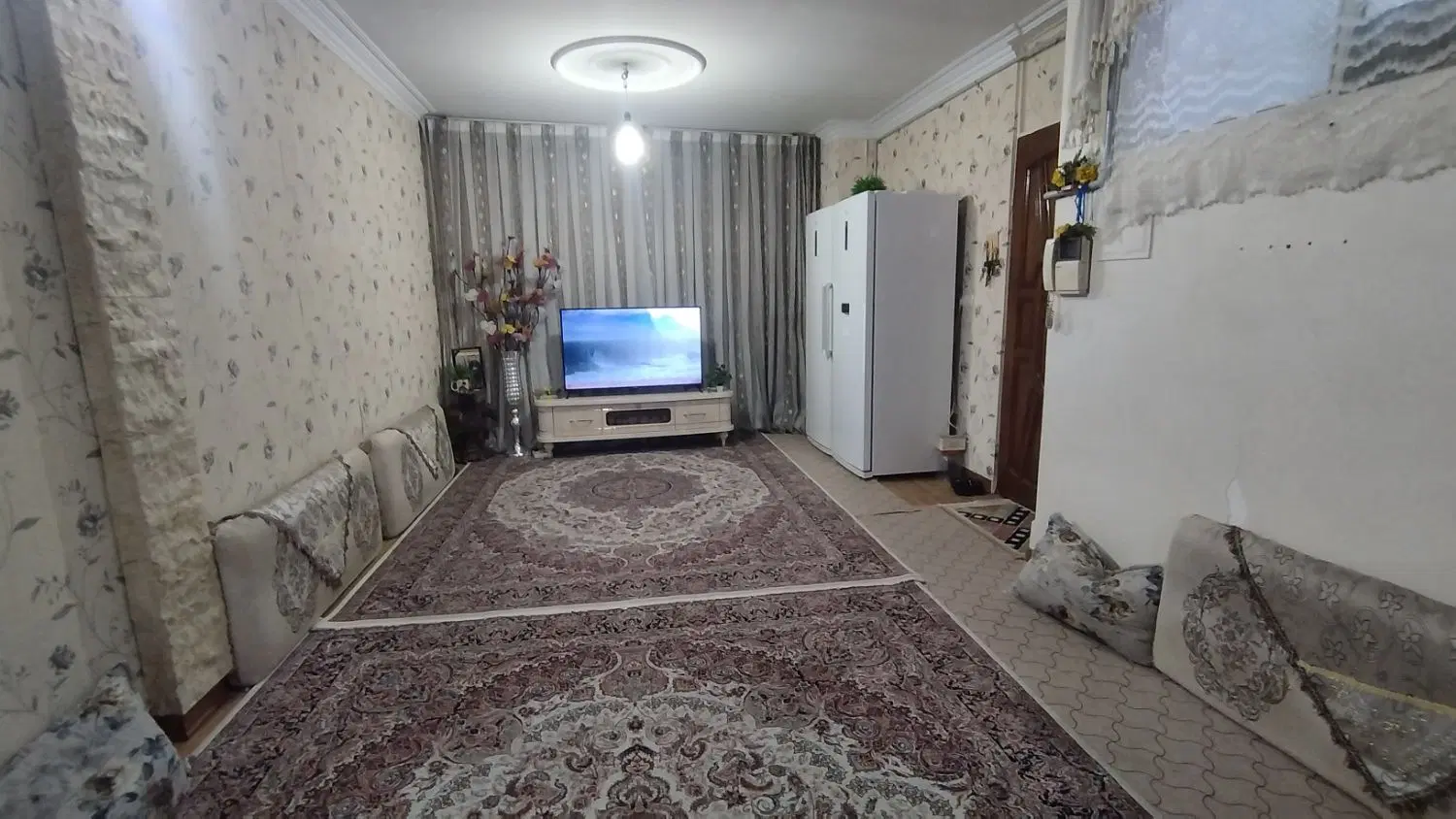 آپارتمان ۷۰ متری_پارکینگ غیر مزاحم