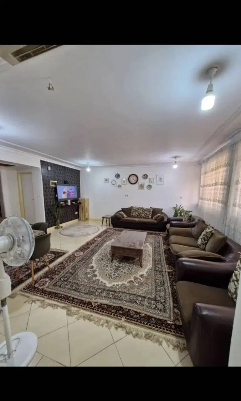 پادادشهر_۸۳متری_در بهترین جای پاداد