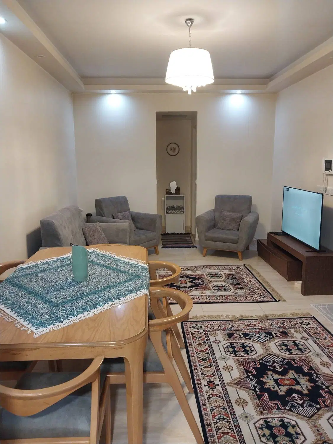 51متر تکواحدی فول امکانات ۱خ،گلبرگ لشکر،