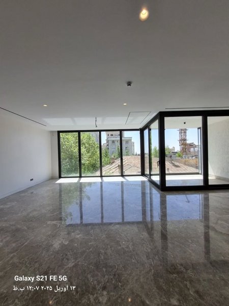 قیطریه جنوبی 140 متر 3 خواب نوساز_ تک بازدید