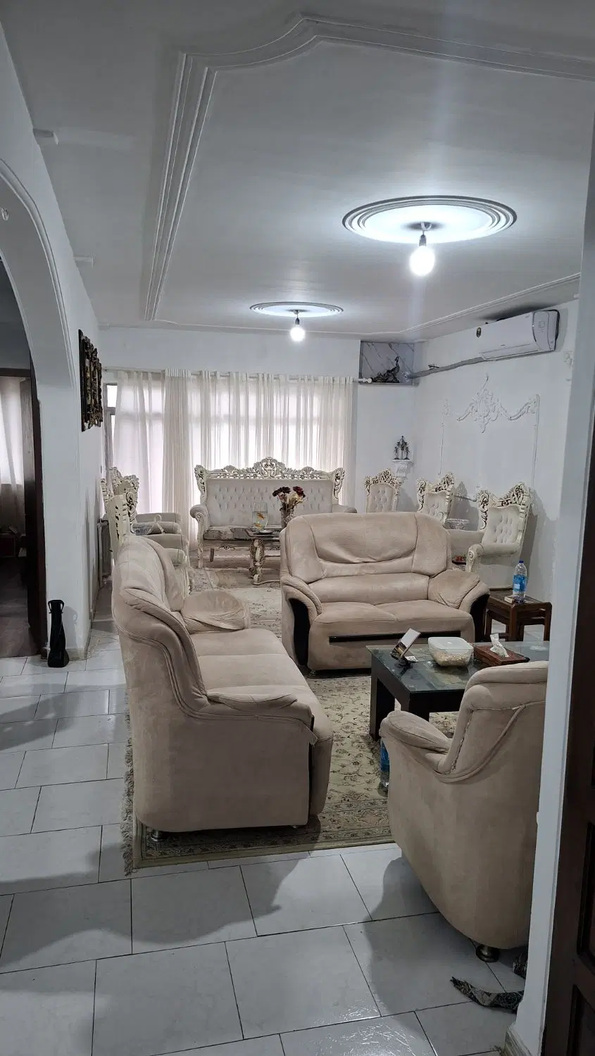 واحد ۱۳۵متری__طبقه سوم__صفاری