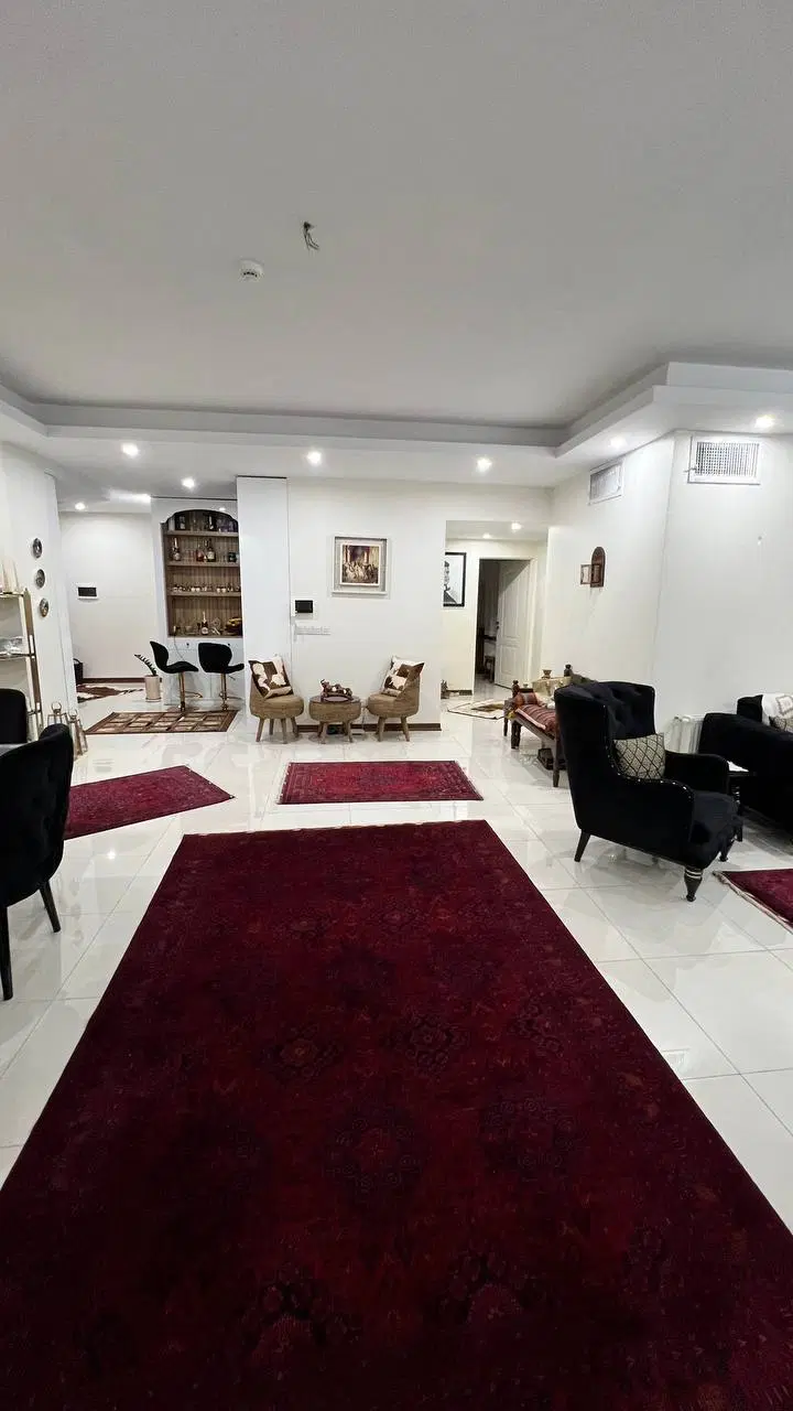 آپارتمان ۱۱۵ متری  سوپرلاکچری و بینظیر
