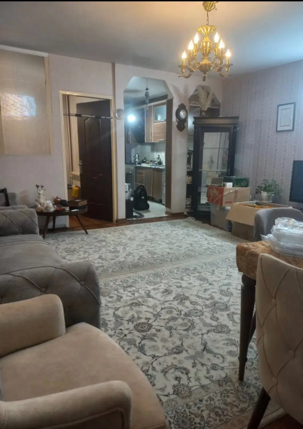 رهن و اجاره آپارتمان تسلیحات_۶۵متری_پارکینگ_انباری
