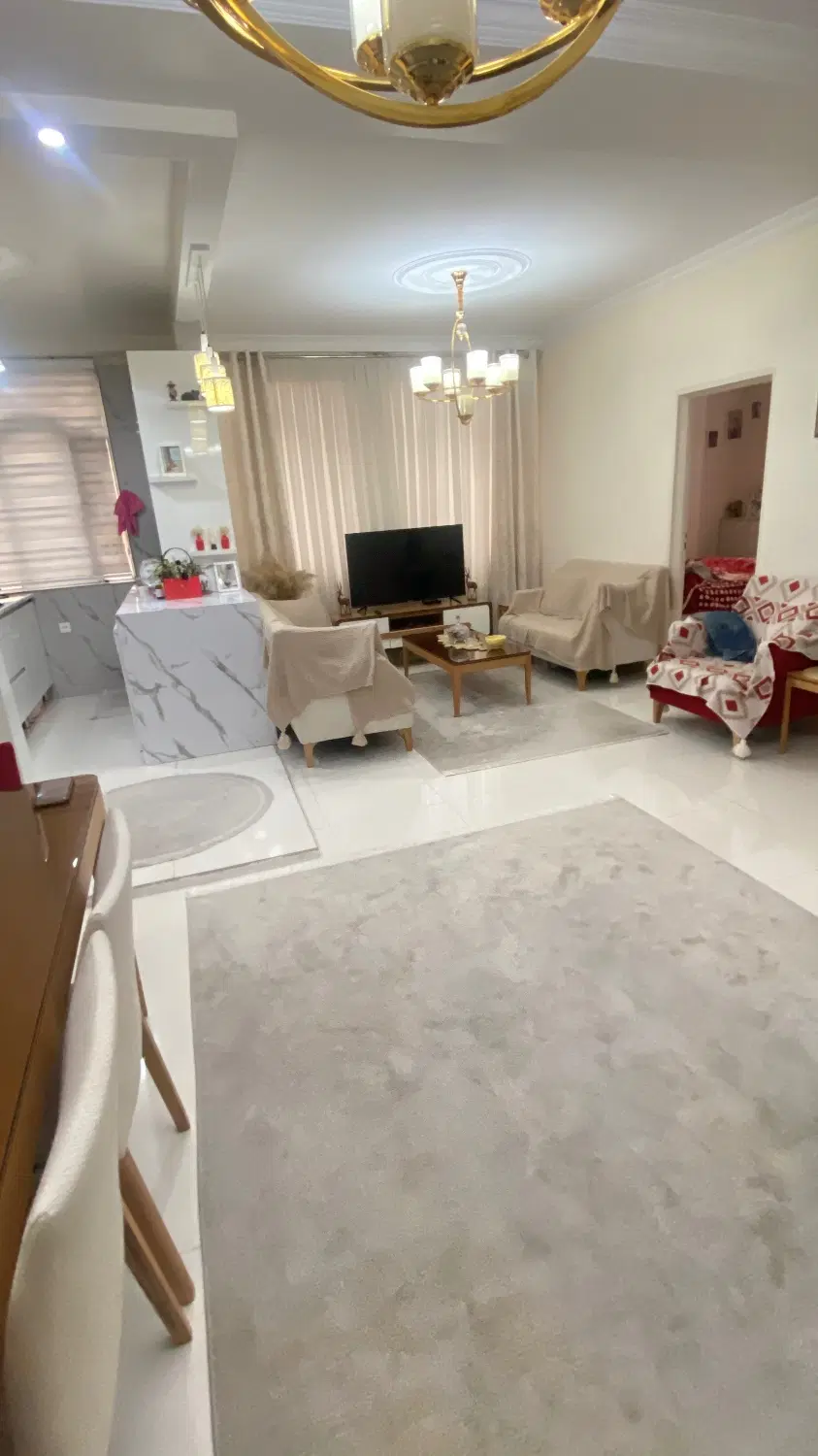 فروش اپارتمان ۷۸ متری _غرق نور_ ۲ خواب