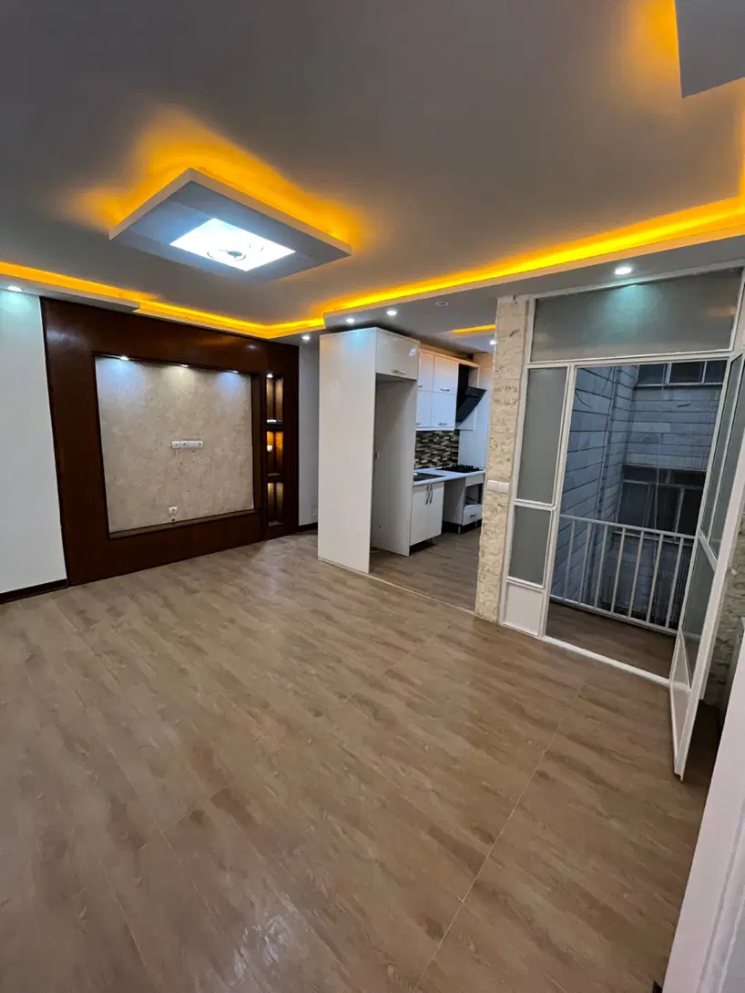 ۵۵متر فردوس غرب رو به حیاط
