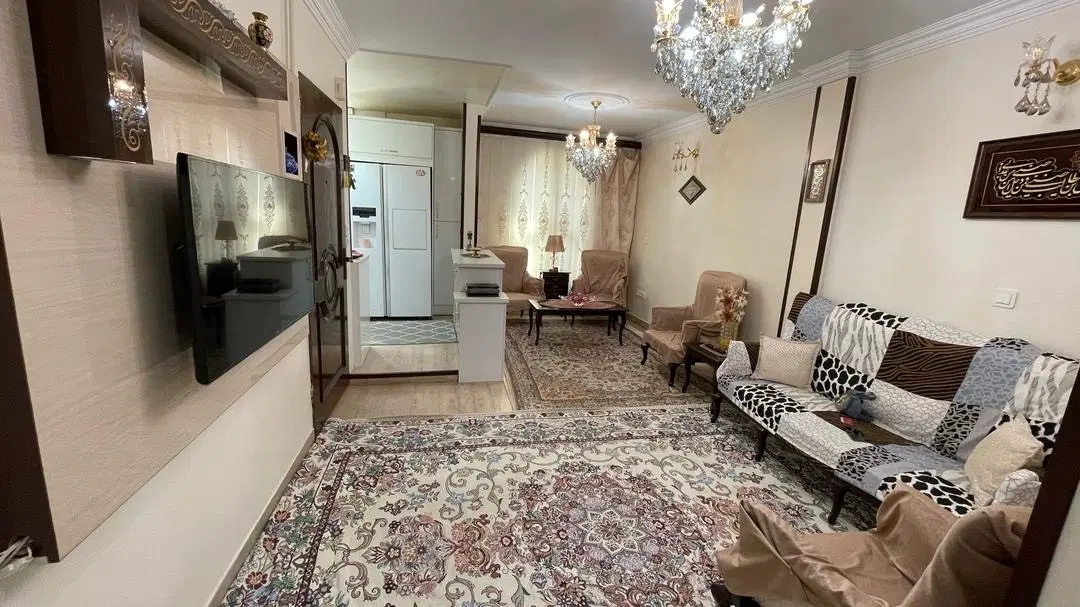 63متر تک واحدی ط3 دو پارکینگ دارد
