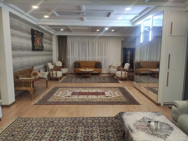 ۱۲۵متر۲پارکینگه تکواحدی ۵ساله