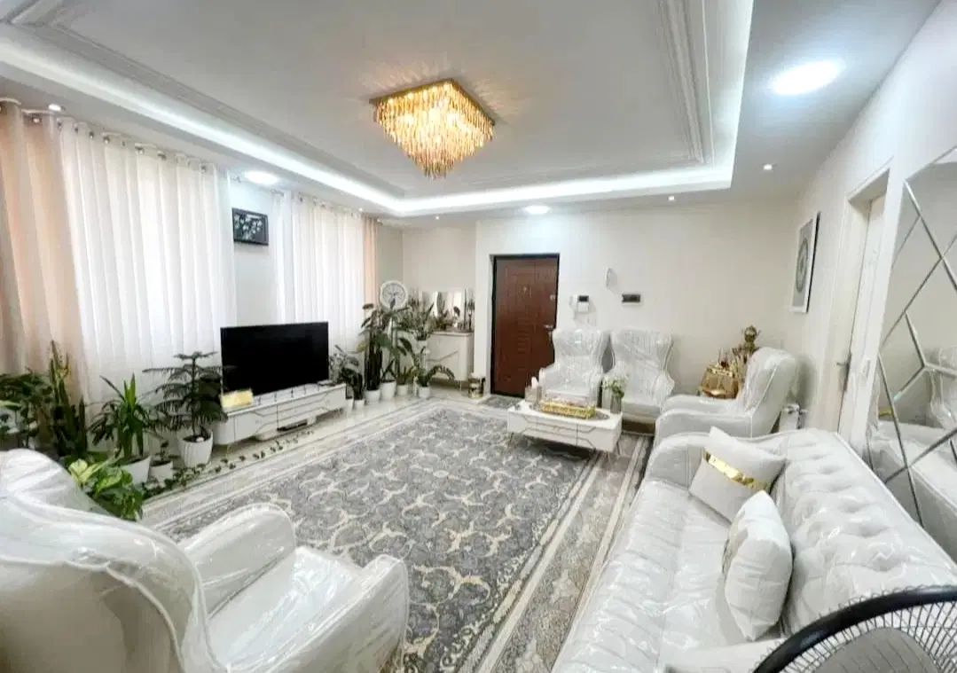 ۷۰متر ۲خواب طبقه اول__قصرالدشت__سالن پرده خور
