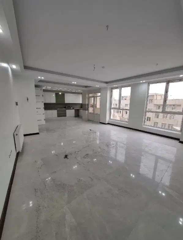 106متر دوخواب _ فول امکانات _تاپ لوکیشن_خوش پرچم