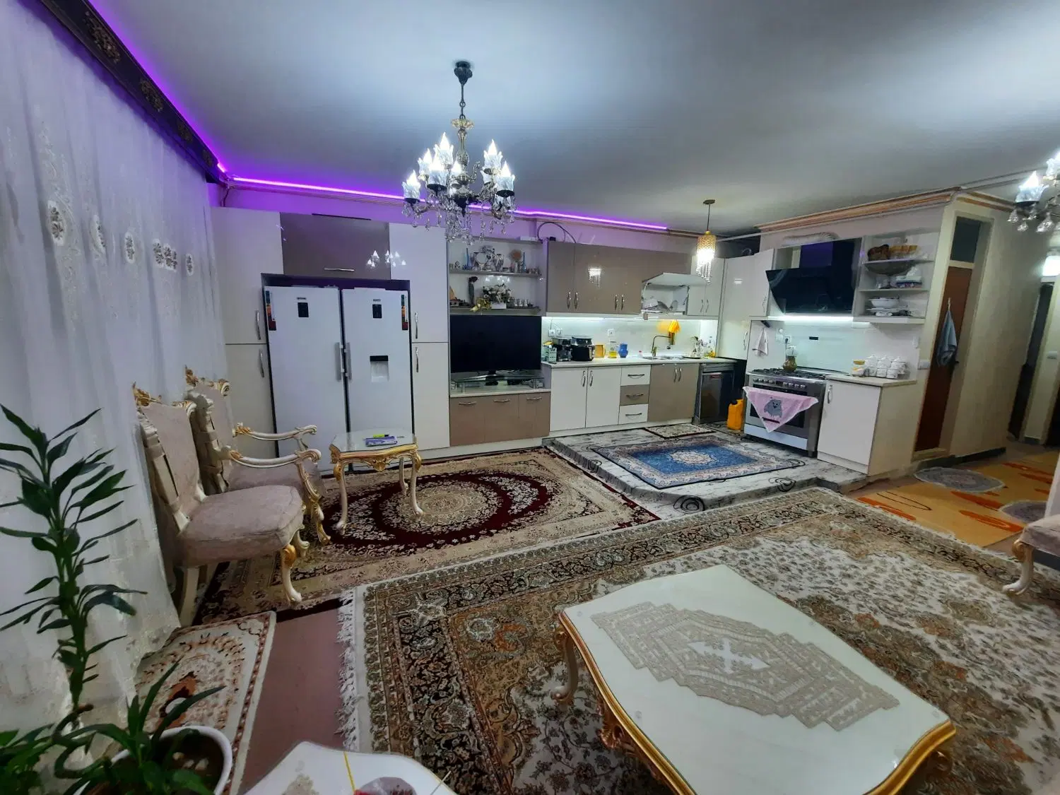 تمام رهن در یاغچیان مجتمع سروستان