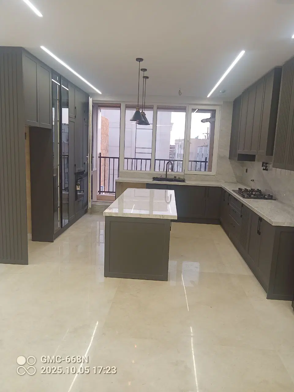 ۷۵ متر فول امکانات رو به افتاب عروسک