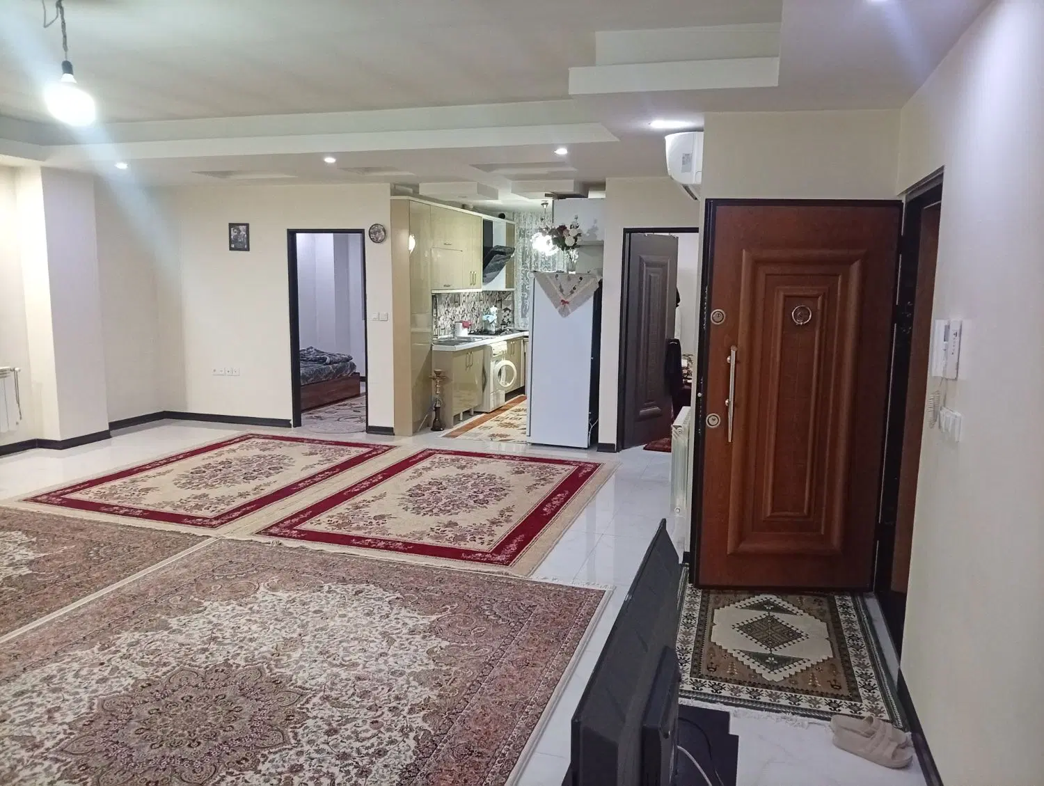 100متر_فول امکانات_تک واحدی خوش نقشه_ سندتکبرگ