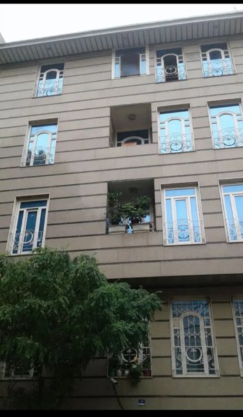 125متر دو خواب_همکف_دو پارکینگ_اباذر
