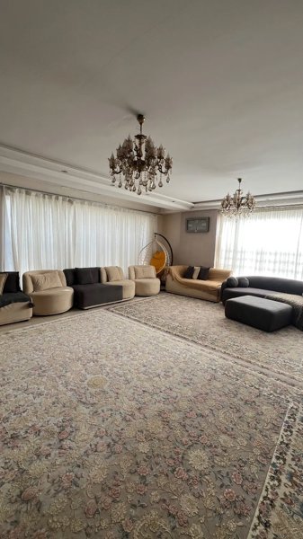 آپارتمان ویوابدی سه نبش جنوبی دلباز