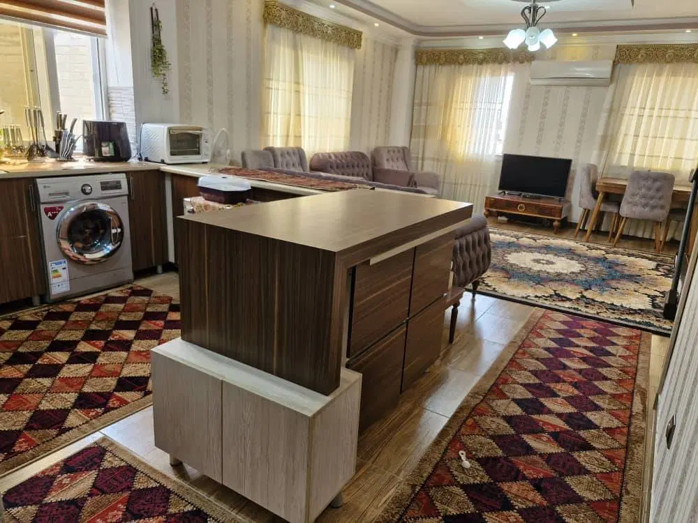 واحدفول امکانات_۳ بر نورگیر_دسترسی خوب(فروش فوری)