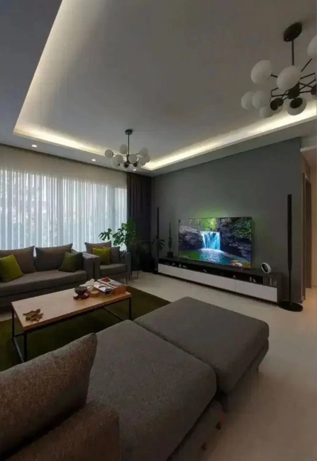 ۹۳متر_شخصی_تاپ لوکیشن شهران_خوش نقشه_فوری فروش