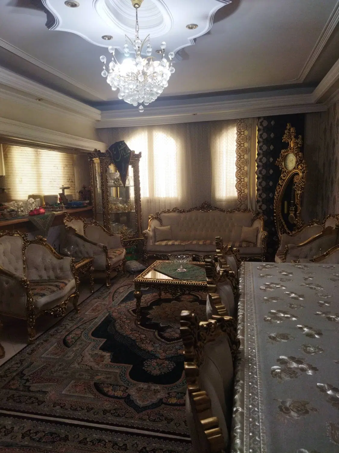 ۷۰ متر یک خواب با پارکینگ