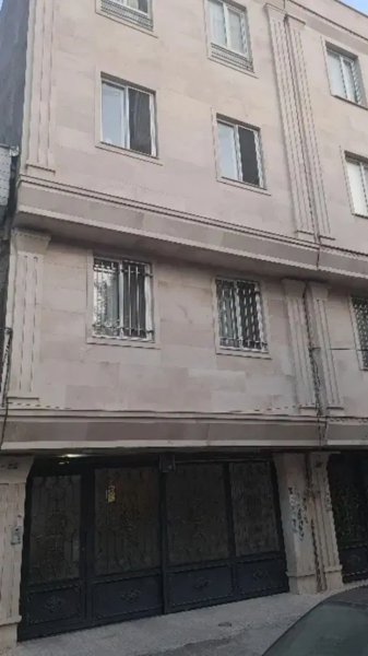رهن کامل ۱۱۰متری نوساز بلوار ارتباطات_ ملک جنوبی