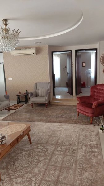 ۱10متری سه خوابه